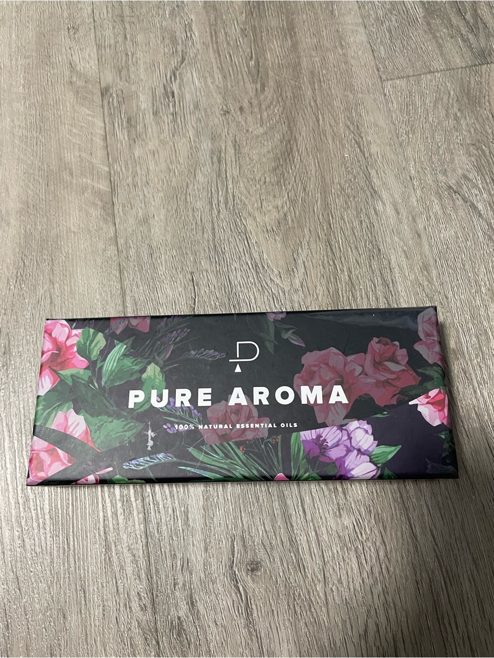 Pure Aroma Essential Oils Gift Box - Floral Black, Pink & Green